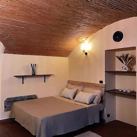 Cave House Apartment